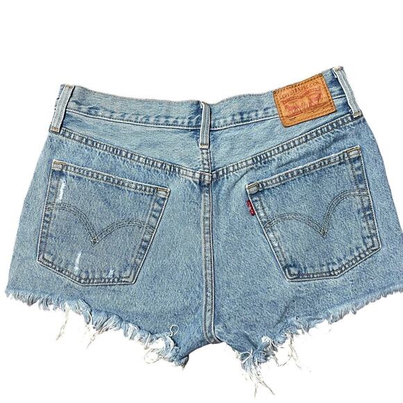 Levi’s 501 High Waist Grommet Details Cut Off Shorts Size 29 - Picture 2 of 7